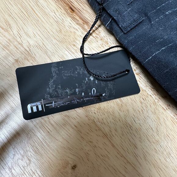 Travis Mathew NWT Hybrid Short Gray Striped Men's Size 42 In or Out of the Water - Picture 3 of 10